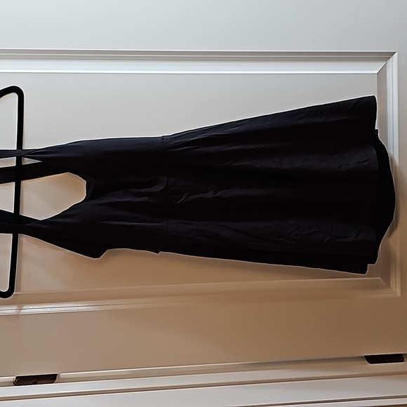 Halara Sporty Dress - Picture 4 of 9